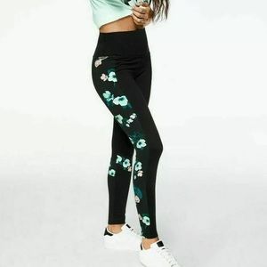 Victoria’s Secret floral panel legging with pocket